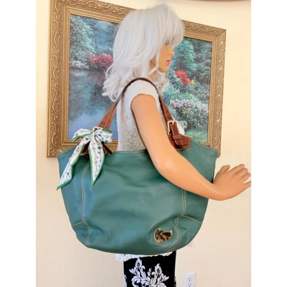 XL Dooney and Bourke Valerie green pebble tote shoulder bag
